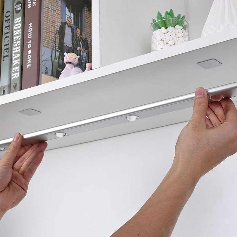 LEDs com sensor de presença - Ecoompanda